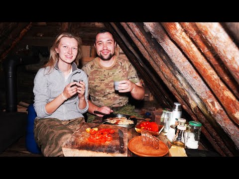 УШЛИ В ЛЕС НА ДАЛЬНЮЮ ИЗБУШКУ | ЗВЕРЬ СЪЕЛ ВСЮ СОЛЬ | ПРОГУЛКА ПО ЛЕСУ И ОБЗОР ФОНАРЕЙ |ЛЕСНАЯ КУХНЯ
