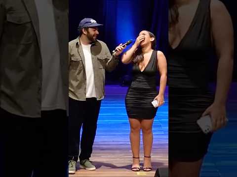 RISADA ESTRANHA - RAPHAEL GHANEM #comedia #standupbr #humor #viralshorts #viralvideo