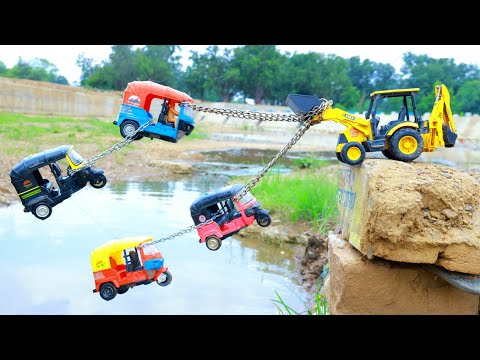 22 Wheeler Petrol Tipper 3 Wheeler AutoRickshaw Accident Pulling Out JCB 4DX Tractor Cartoon ? CSToy