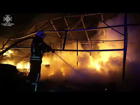 Дніпровський район: ліквідовано пожежу дерев'яних споруд