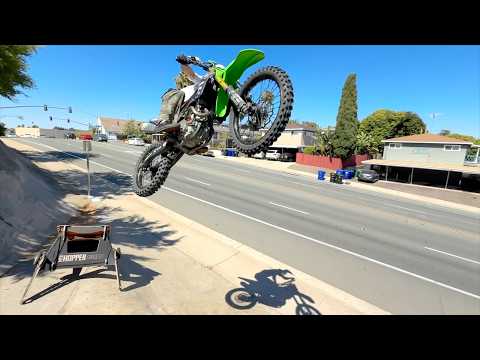 Dirt Bikes vs San Diego Streets!