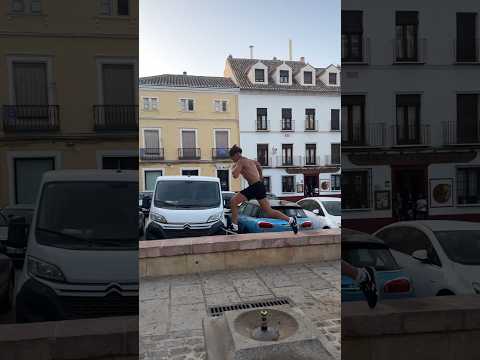 LA CAIDA MAS TONTA QUE VERAS HOY 😅 #parkour#foryou##athlete#youtube