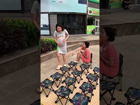 🔥 Ultimate Foldable Chair – Magic Furniture That Saves Space! 🪑✨