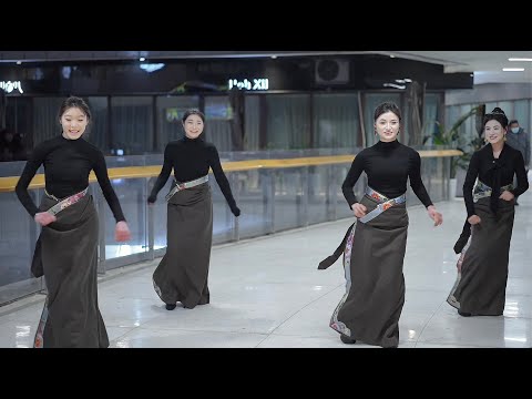 How can you not be moved by so beautiful Tibetan  four sisters?