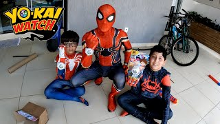 CAIXA SURPRESA PEQUENO HOMEM ARANHA VERMELHO E HOMEM ARANHA PRETO!
