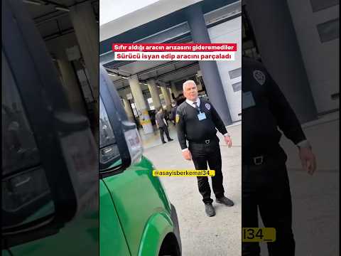 sıfır aldığı aracının arızasına çözüm bulunmamasına tepki gösteren bir kişi, aracını parçaladı.
