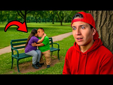PARCERICO ESPIÓ A LA ENANA Y CARAMELITO BESANDOSE 😨😨 * ¡Son amantes a escondidas!