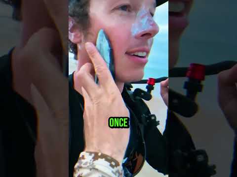 This Fish Gets FREE Uber Rides from Sharks! #oceanfacts #shortvideo