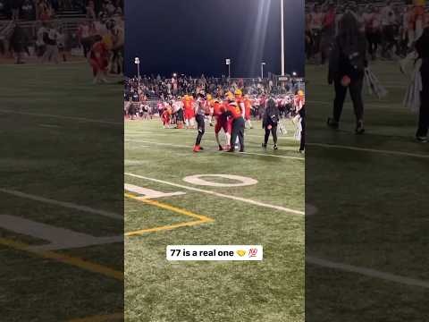 Whole team has great sportsmanship 🥹🏈 (via: ot7)