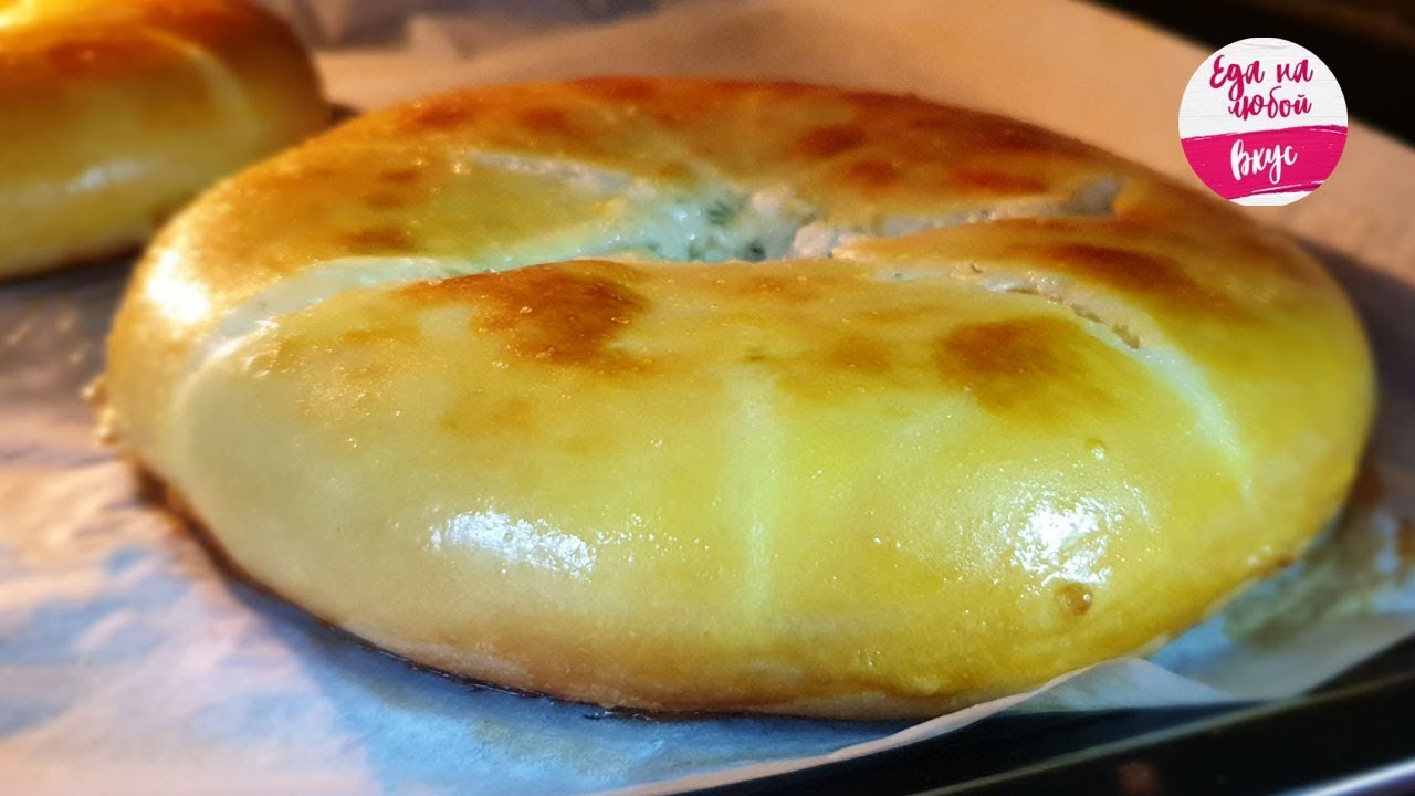 Они НЕ успевают остыть! До чего же Вкусные и быстрые Лепешки с брынзой в духовке