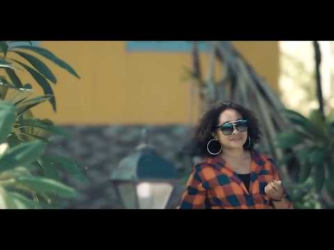 #LaguAmbonJoget2020#Mersye Sapulette KAU BILANG AKU CANTIK.Cipt..B.Flo..[ Official Music Video ]
