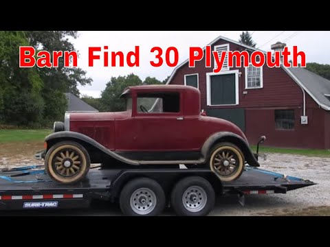 abandoned rumble seat Plymouth, can we save it?