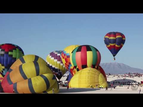 Daily Lobo Goes to: 2018 White Sands Balloon Invitational