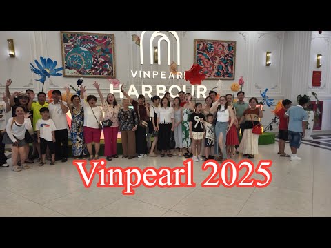 Đại gia đình tham quan Vinpearl ngày cuối tại Nha Trang 2025
