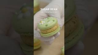 A Bite of Spring: Daisy Macarons #dessert #macarons