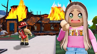 Our House Was Destroyed in Roblox Bloxburg.. (Roblox Bloxburg)
