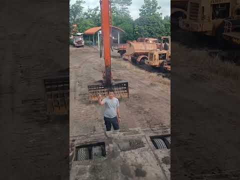 อย่าให้รถไปลง คลองบางลี่ เดี๋ยวคลองสวยน้ำใสครับ #excavator #fish #fishing #shortvideo #shorts