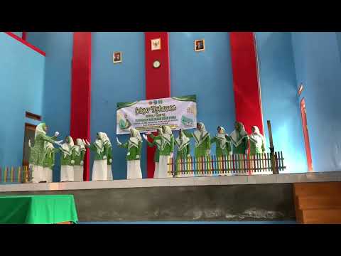 Lomba fatayat Yalal wathon antar dusun di desa bunisari