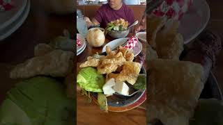 Una buena comida con vistas al océano Pacífico, simplemente perfecto 👌 😍 🌊  🌅  #fyp