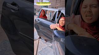 LIKE VIDEO INI NENEK KASIHAN MAU NAIK MOBIL #shorts