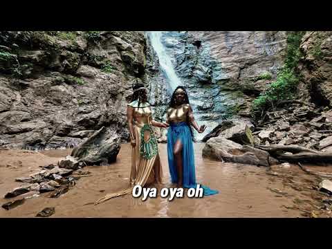 Maya Blu - QUEENS ft Abiana Music (Lyrics Video)