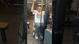 Prime Fitness Oberarmzug mit mehr Gewicht und mehr Zügen