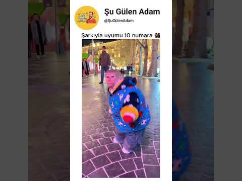 Şarkıyla uyumu çok iyi 🤣🤣 #shorts #komedi #komikyorum