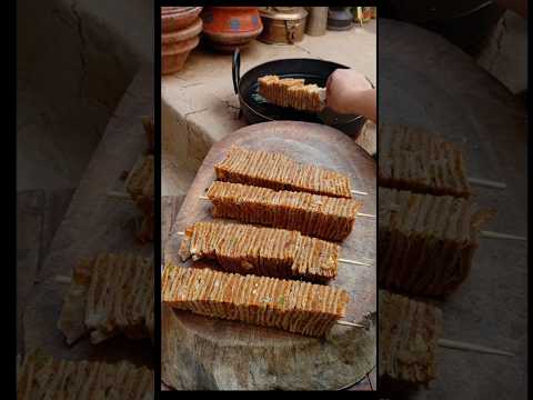 روٹی قیمہ سٹک کباب فرائی پکانے کا دیسی طریقہ #chickenmincedbread #trendingshorts #shortcookingvideo