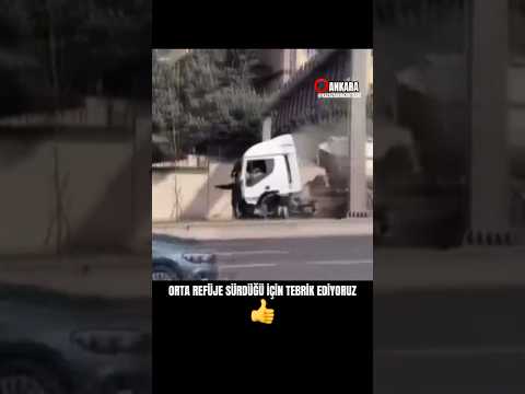 Bu defa dehşet yaşanmadı. Şoför, orta refüje çıkarak aracı yavaşlatıp durdurdu❗️#ankara #truck