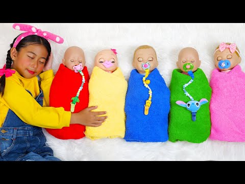 Are you sleeping Brother John, Sophia Pretend Play with Baby Dolls and Ride On Cars