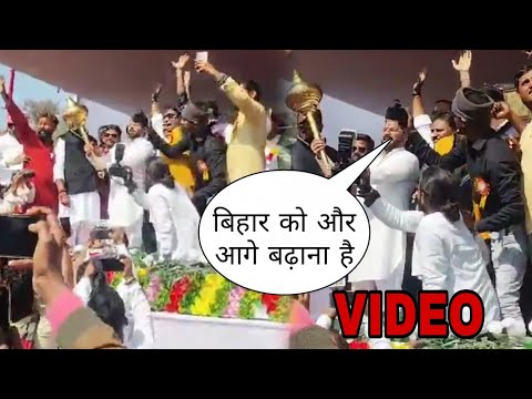 पवन सिंह ने अपने स्टेज शो पर मचाया बवाल #Pawan Singh Stage Show 2025