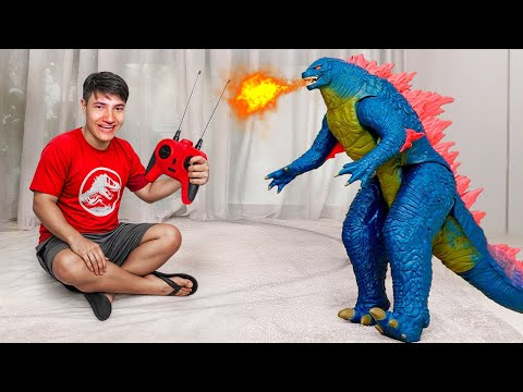 GODZILLA DE CONTROLE REMOTO GIGANTE! ELE GOSPE FOGO DE VERDADE!
