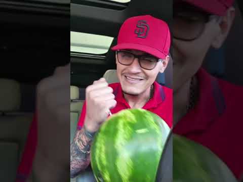 Lista la SANDÍA para una AGUA LOCA! 🤪🍉😆🎶🔥...