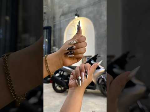 Cybersigilism nails in Vietnam 🇻🇳💅