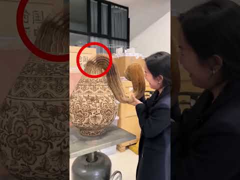 This Girl Ruined a Sculpture