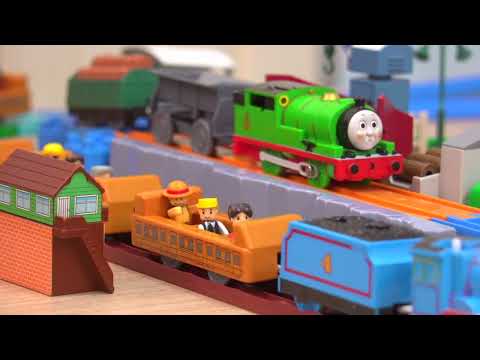 Plarail Thomas the Tank Engine play on the wood loading TOYLAND