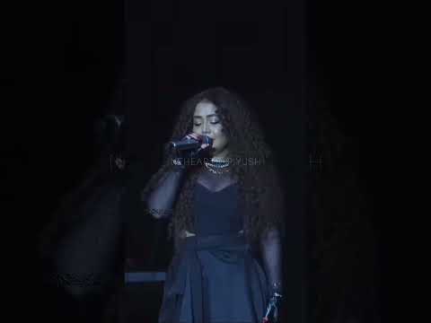 Jinka Taza Taza Bearkup hua hai💔😍🔥#nehakakkar #breakup #Mahive #liveperformance #live #concert