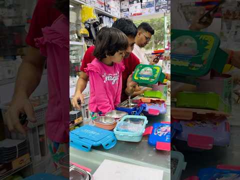 Navya ne lunch box le liya🤩 #unbelievablenavya #shorts #video #navya #lunch #lunchbox