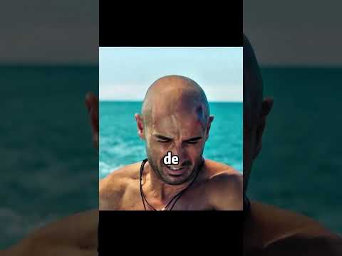 #cine#film El hombre está atrapado en la playa.