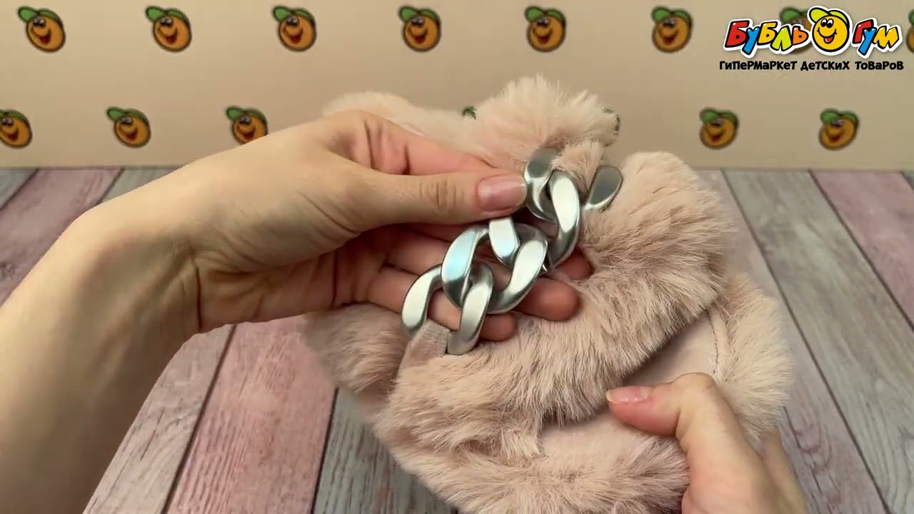 Пантолеты Barbaris меховые с металлической цепочкой серебристого цвета розовые - видео