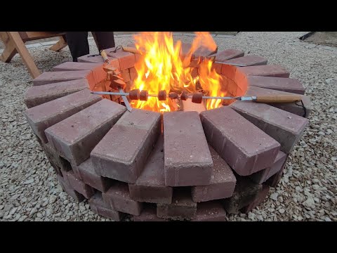 A campfire and a recreation area with your own hands.