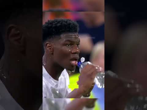 Von 40°C bis -15°C 🌡️ – So trotzen Fußballstars den extremsten Temperaturen!