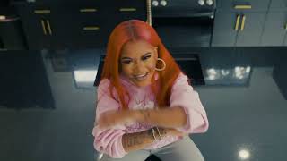 Nia Kay - Treat Me Like ( Official Music Video )