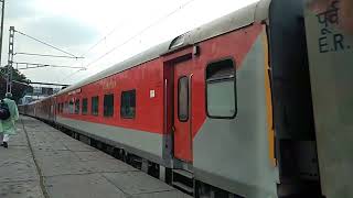 12302 Rajdhani Express (New Delhi - Howrah)