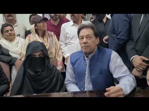 Imran Khan's Historical Conversation with Journalist in Lahore High Court