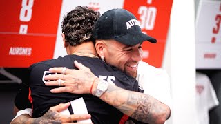 O reencontro de Richard Ríos e Otamendi!