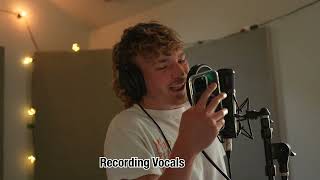Lil Man J - Stuck In The Middle (Studio Session)