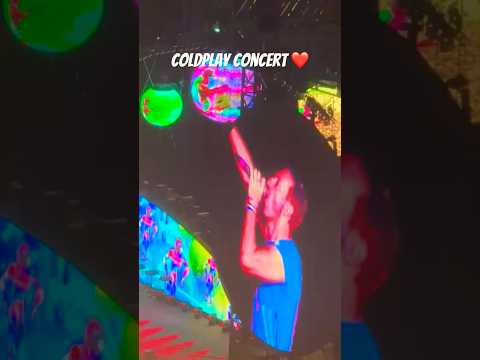 Chris Martin coldplay live concert 🎵 #shortsviral #music #coldplay  #love #viralshort #song #live