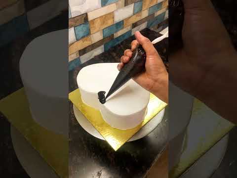 Heart Shep New Decorating Chocolate Cake #cake #heartshapecakedesign #youtubeshorts #viralvideo