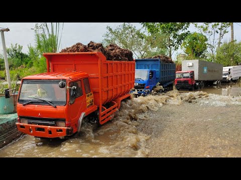 LEWAT BANJIR TRUK FUSO 220PS TRINTON HINO 500 RC MUATAN PASIR OLENG TERGULING RC HANDMADE RAKITAN